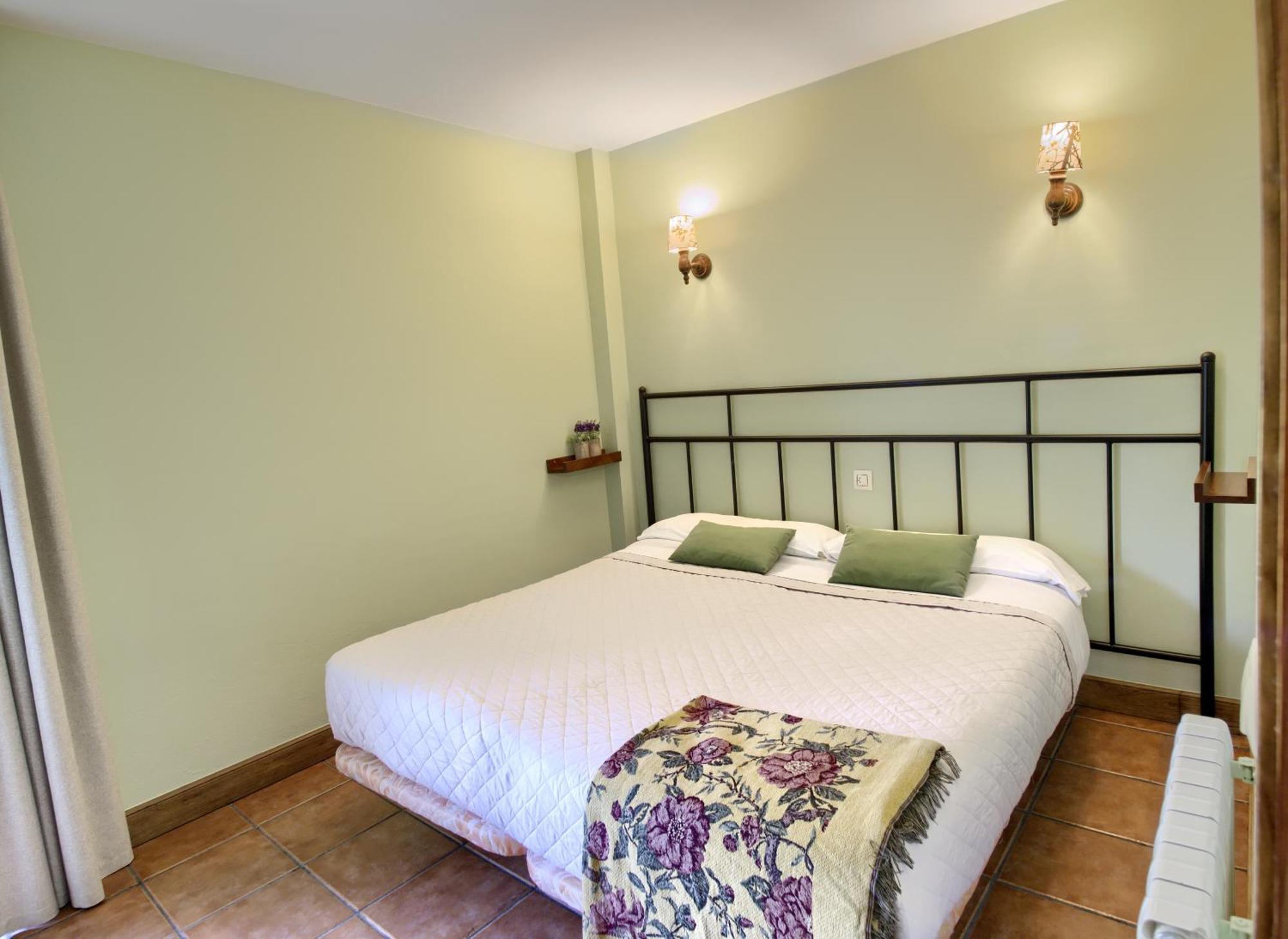 Apartamentos Florinda Ucieda Habitación foto